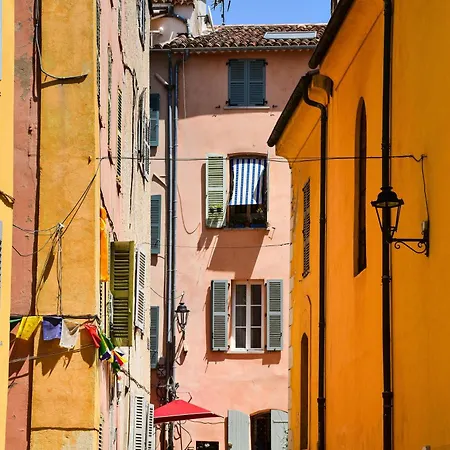 Aux Portes De St Tropez Magnifique コゴラン